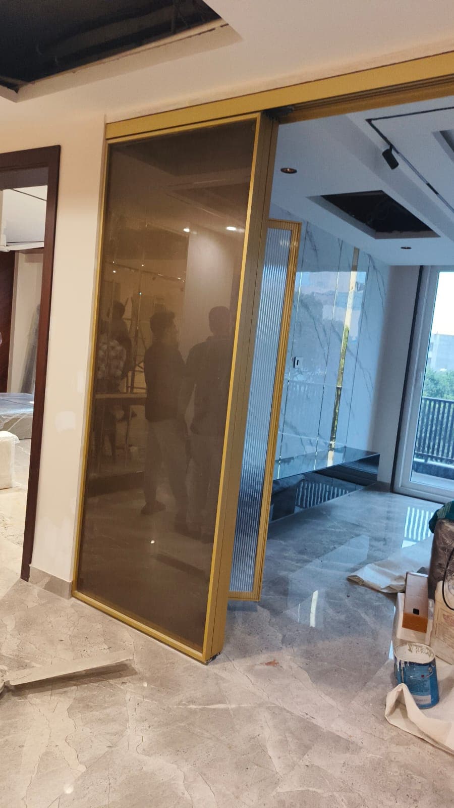 Glass & Aluminium Sliding Systems